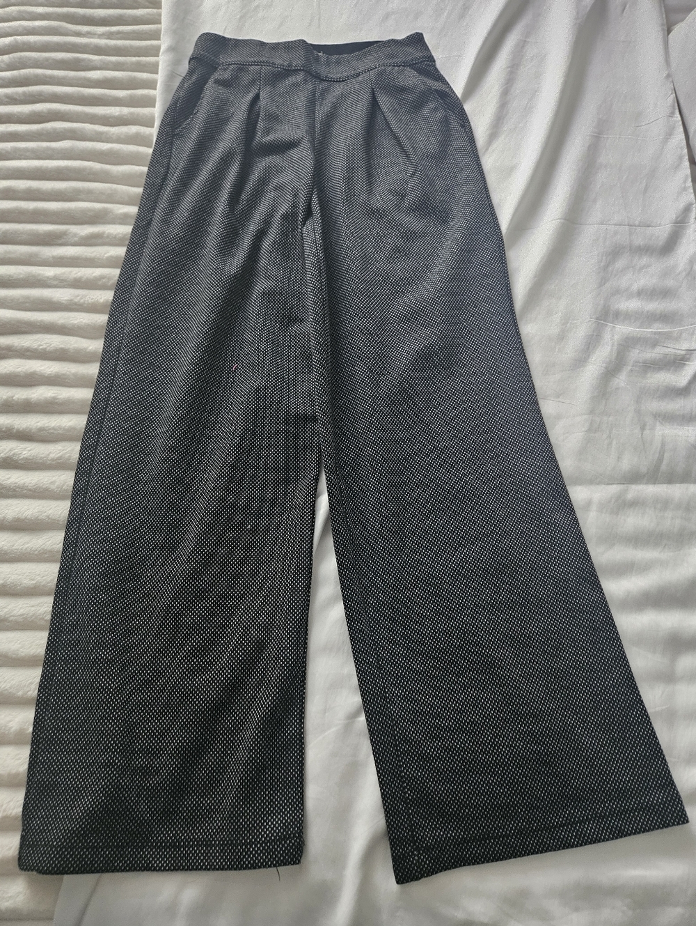 Micro-Pattern Dress Pants - Picture 2 of 7